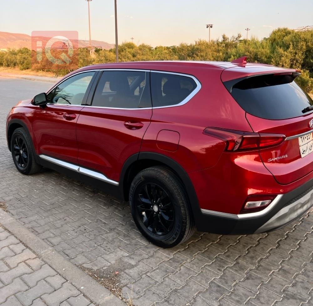 هيونداي سانتافي